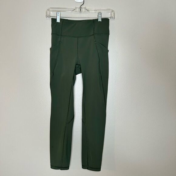 Lululemon Time To Sweat Crop 23” - Picture 4 of 6